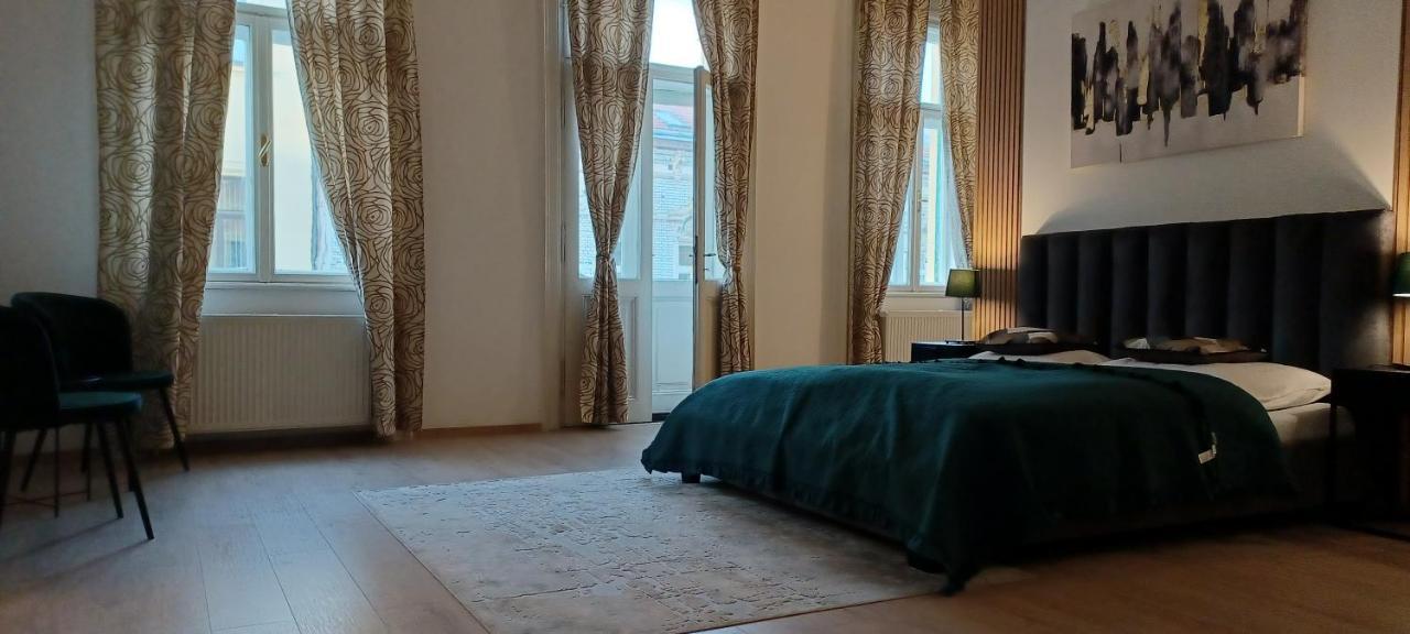 Entrez Apartment 3 - Historical Centre 科希策 外观 照片