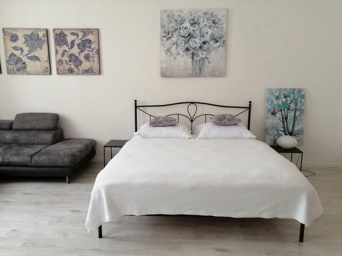 Entrez Apartment 3 - Historical Centre 科希策 外观 照片