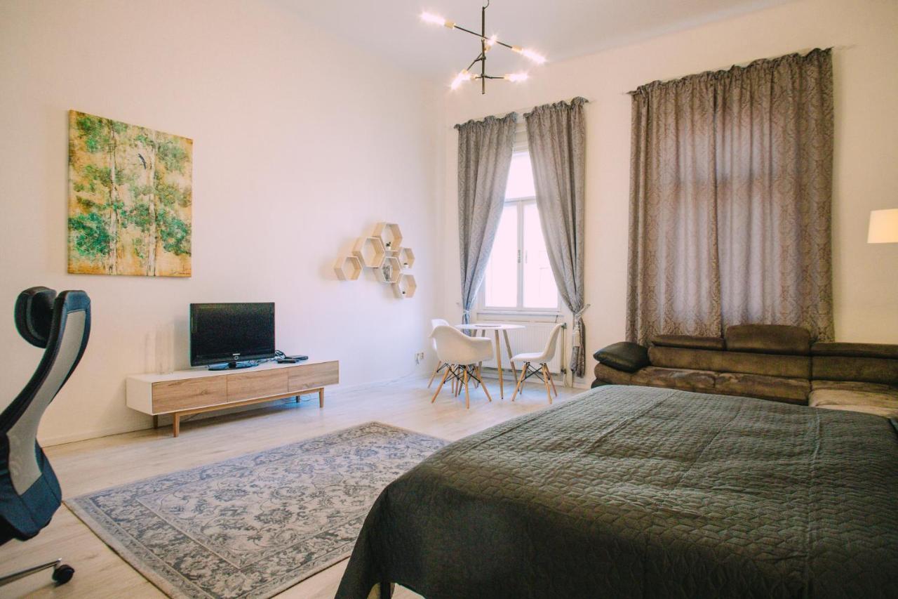 Entrez Apartment 3 - Historical Centre 科希策 外观 照片
